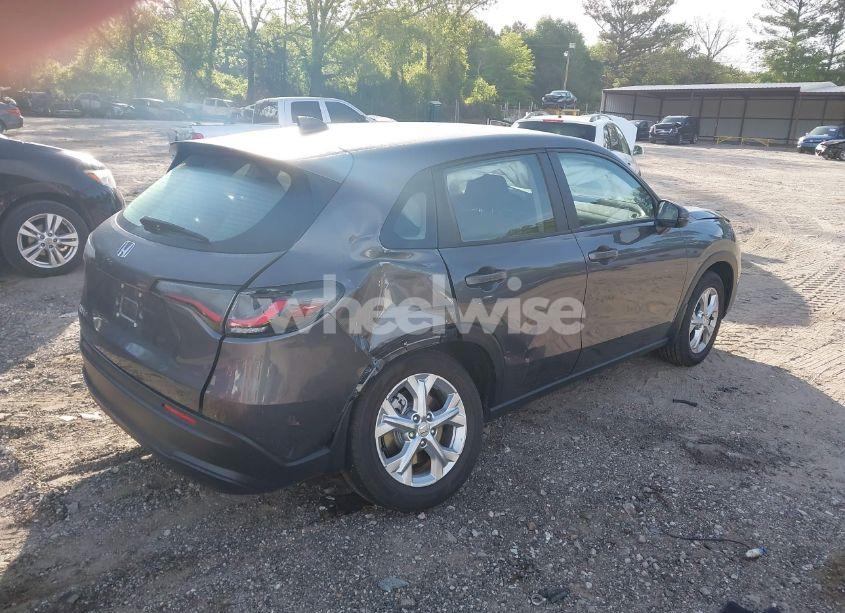 Photo 4 of 2025 Honda Hr-v 2WD LX (VIN 3CZRZ1H32SM734439)