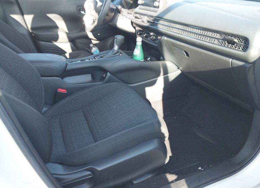 Photo 5 of 2023 Honda Hr-v 2WD LX (VIN 3CZRZ1H33PM744713)