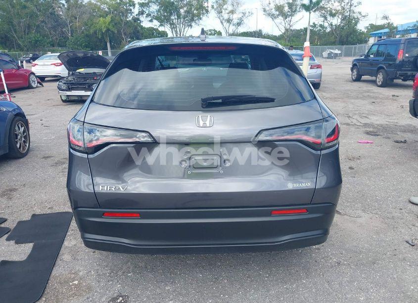 Photo 17 of 2024 Honda Hr-v 2WD LX (VIN 3CZRZ1H33RM731267)