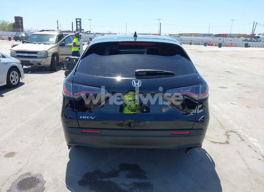 Photo 16 of 2024 Honda Hr-v 2WD LX (VIN 3CZRZ1H33RM735318)