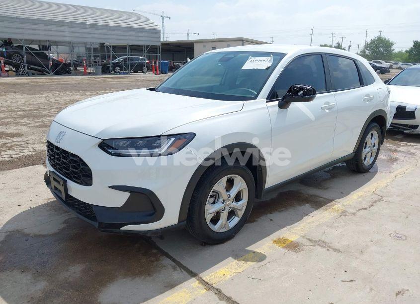 Photo 2 of 2023 Honda Hr-v 2WD LX (VIN 3CZRZ1H34PM716838)