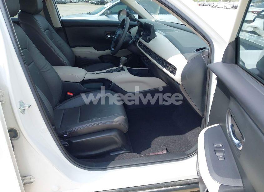 Photo 5 of 2023 Honda Hr-v 2WD LX (VIN 3CZRZ1H34PM716838)