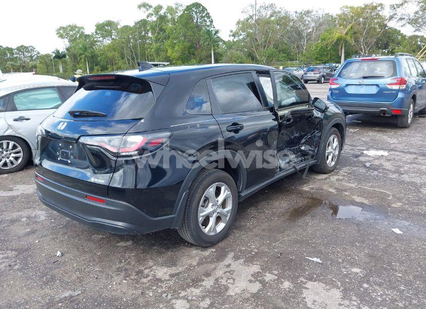 Photo 12 of 2024 Honda Hr-v 2WD LX (VIN 3CZRZ1H34RM711402)