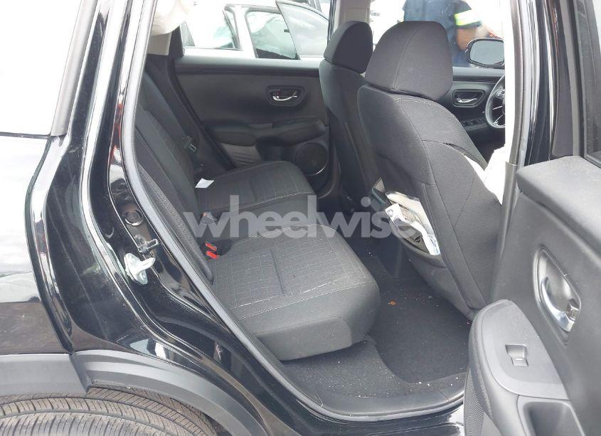 Photo 8 of 2024 Honda Hr-v 2WD LX (VIN 3CZRZ1H34RM711402)