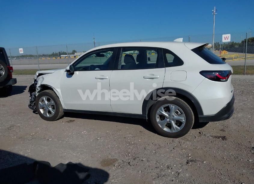 Photo 14 of 2024 Honda Hr-v 2WD LX (VIN 3CZRZ1H34RM738650)