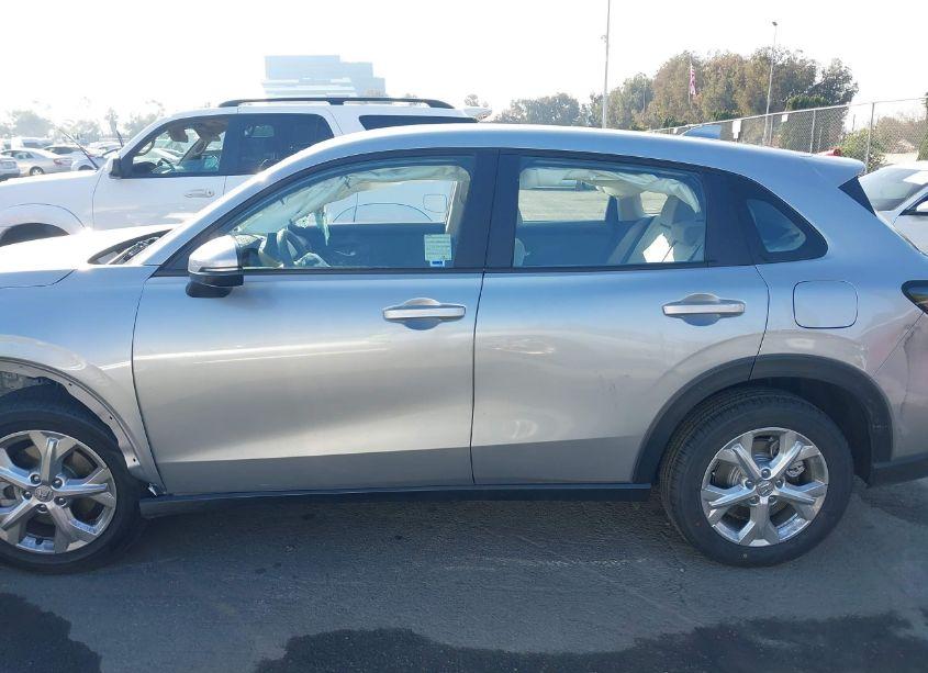 Photo 14 of 2024 Honda Hr-v 2WD LX (VIN 3CZRZ1H34RM738907)