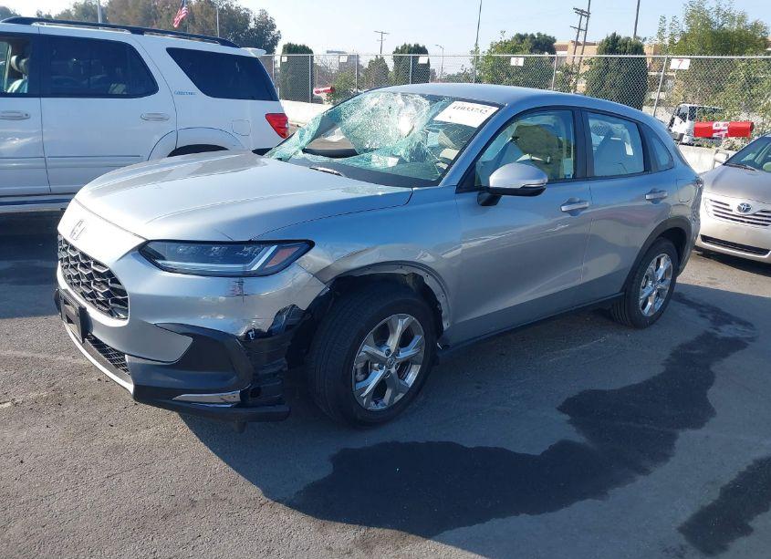 Photo 2 of 2024 Honda Hr-v 2WD LX (VIN 3CZRZ1H34RM738907)