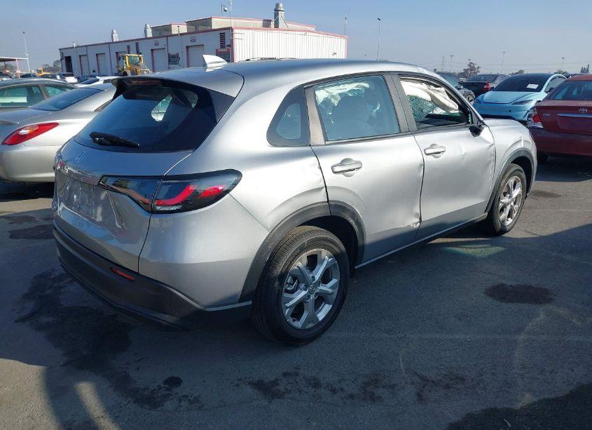 Photo 4 of 2024 Honda Hr-v 2WD LX (VIN 3CZRZ1H34RM738907)