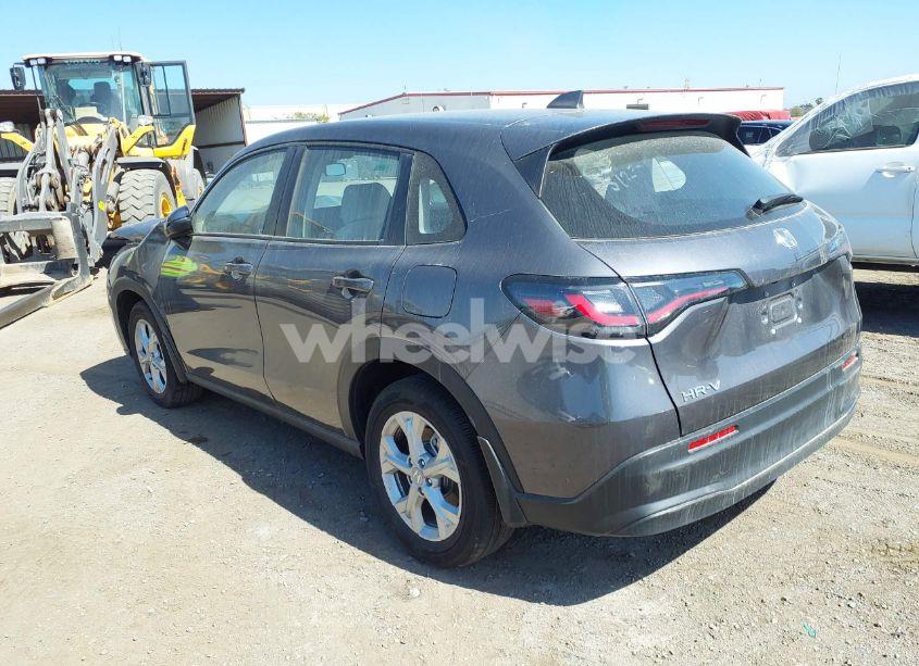 Photo 3 of 2025 Honda Hr-v 2WD LX (VIN 3CZRZ1H34SM712460)