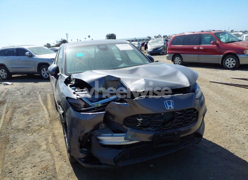 Photo 6 of 2025 Honda Hr-v 2WD LX (VIN 3CZRZ1H34SM712460)