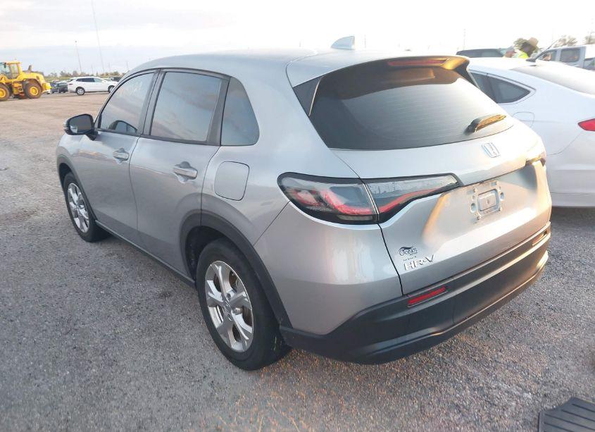 Photo 3 of 2023 Honda Hr-v 2WD LX (VIN 3CZRZ1H35PM743045)