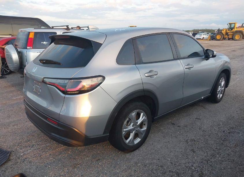 Photo 4 of 2023 Honda Hr-v 2WD LX (VIN 3CZRZ1H35PM743045)