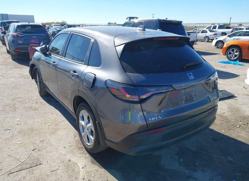 Photo 3 of 2024 Honda Hr-v 2WD LX (VIN 3CZRZ1H35RM745252)