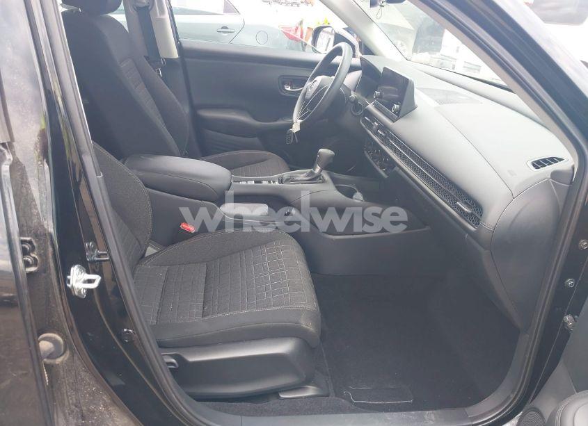 Photo 5 of 2025 Honda Hr-v 2WD LX (VIN 3CZRZ1H35SM710667)