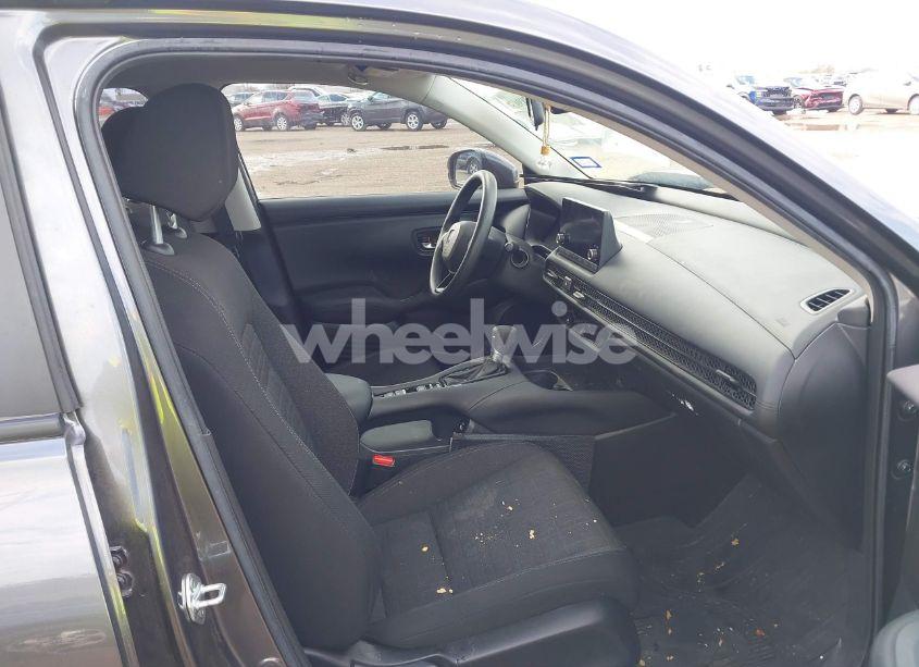 Photo 5 of 2023 Honda Hr-v 2WD LX (VIN 3CZRZ1H36PM742566)