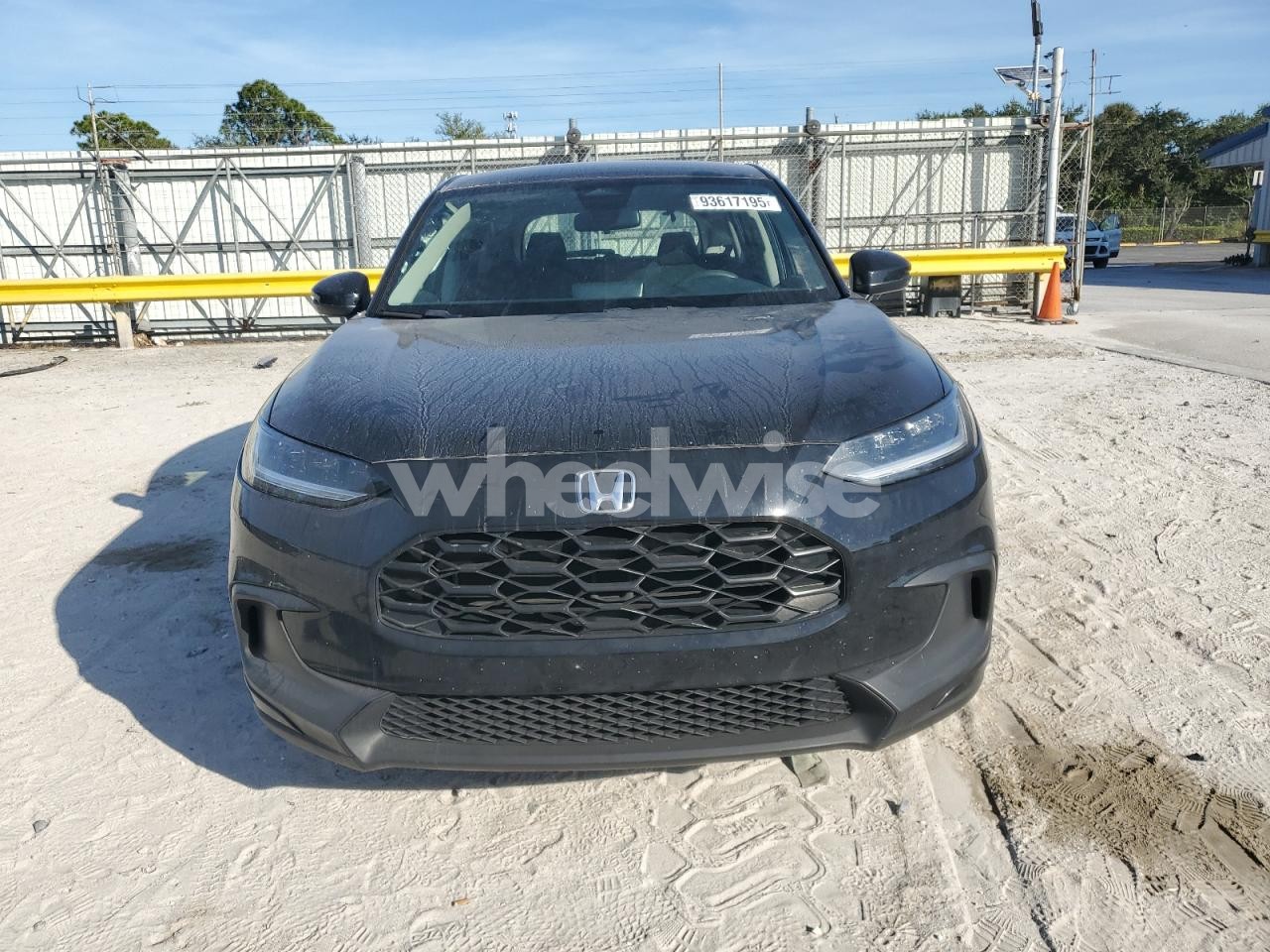 Photo 5 of 2025 HONDA HR-V LX (VIN 3CZRZ1H36SM705980)