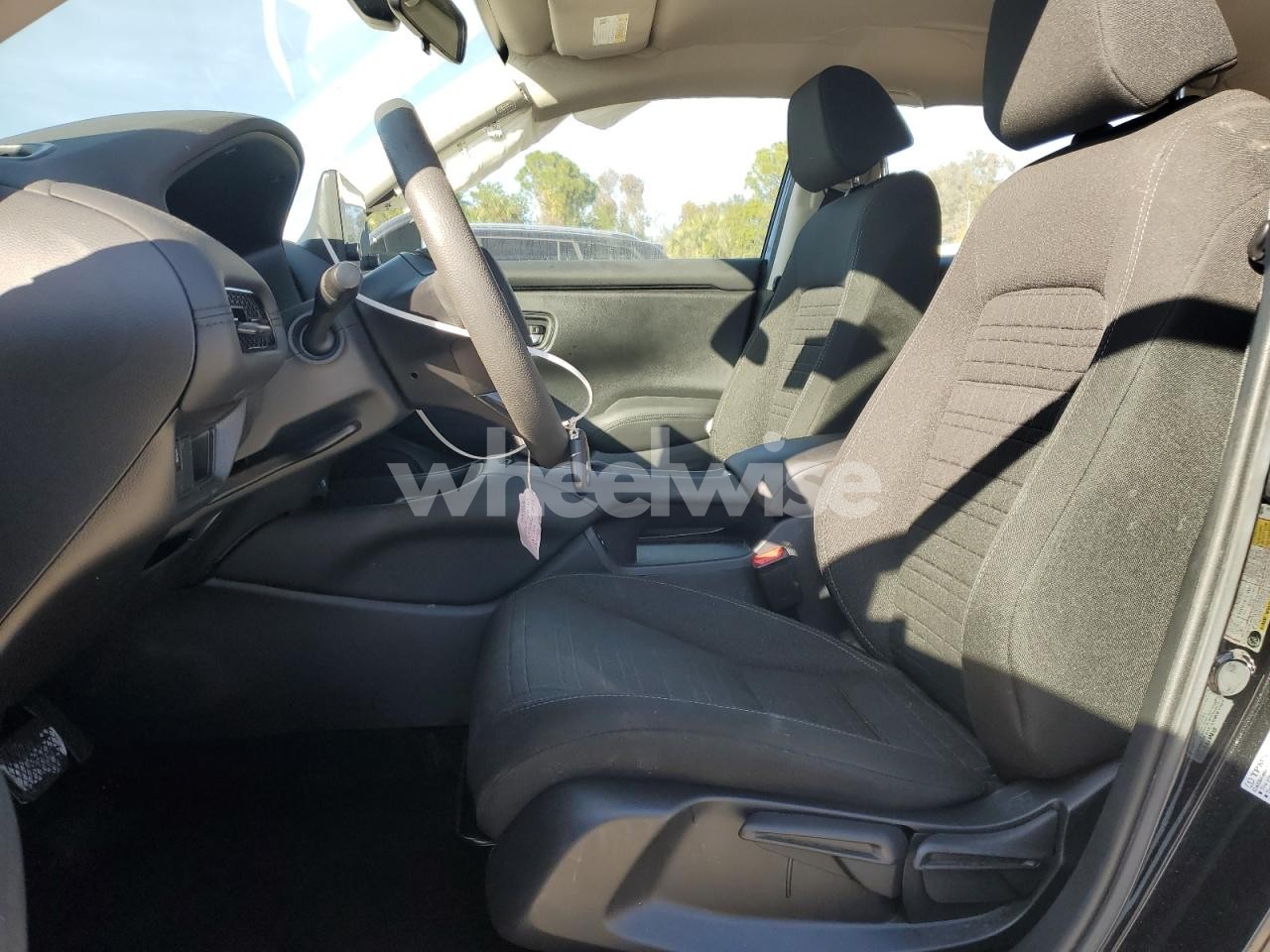 Photo 7 of 2025 HONDA HR-V LX (VIN 3CZRZ1H36SM705980)