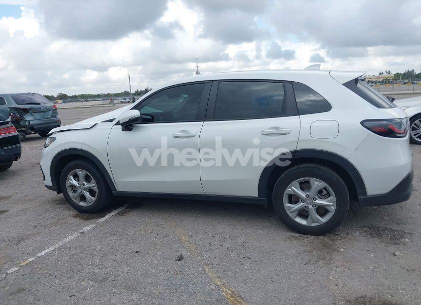 Photo 14 of 2023 Honda Hr-v 2WD LX (VIN 3CZRZ1H37PM742219)