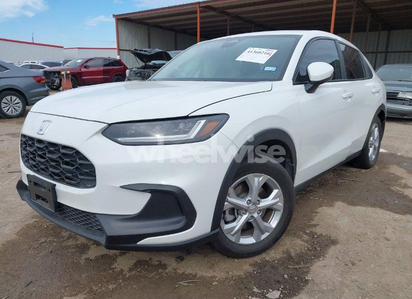 Photo 2 of 2024 Honda Hr-v 2WD LX (VIN 3CZRZ1H37RM731434)