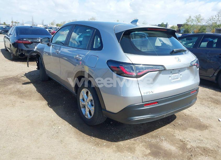Photo 3 of 2024 Honda Hr-v 2WD LX (VIN 3CZRZ1H37RM735936)