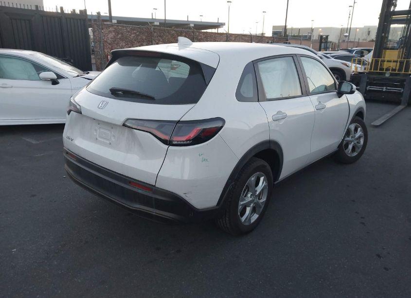 Photo 4 of 2024 Honda Hr-v 2WD LX (VIN 3CZRZ1H37RM739484)