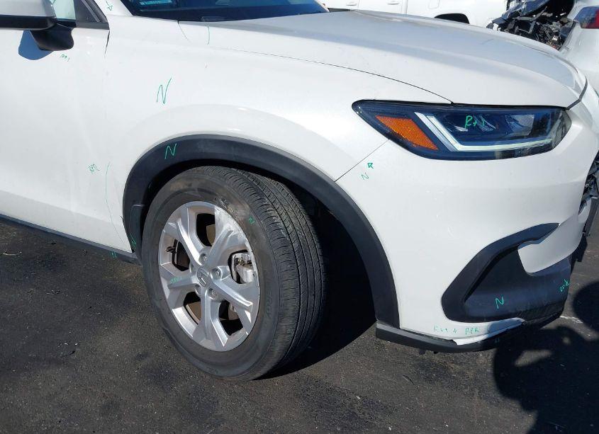 Photo 6 of 2024 Honda Hr-v 2WD LX (VIN 3CZRZ1H37RM739484)