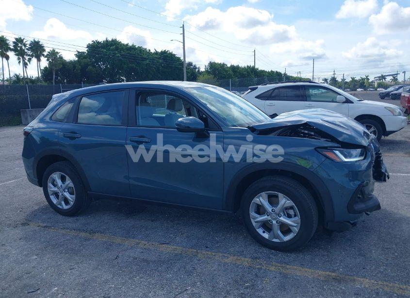 Photo 13 of 2025 Honda Hr-v 2WD LX (VIN 3CZRZ1H37SM713053)