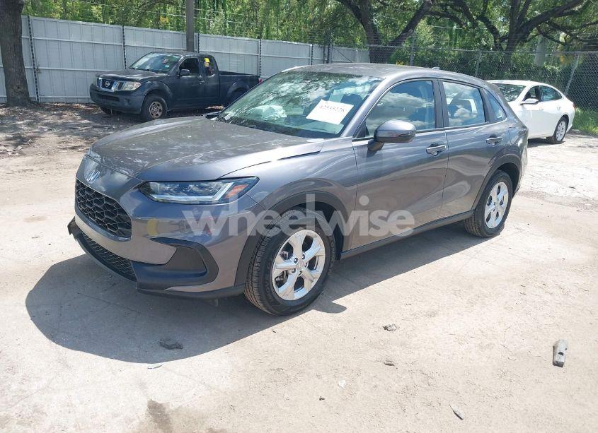 Photo 2 of 2025 Honda Hr-v 2WD LX (VIN 3CZRZ1H37SM714459)