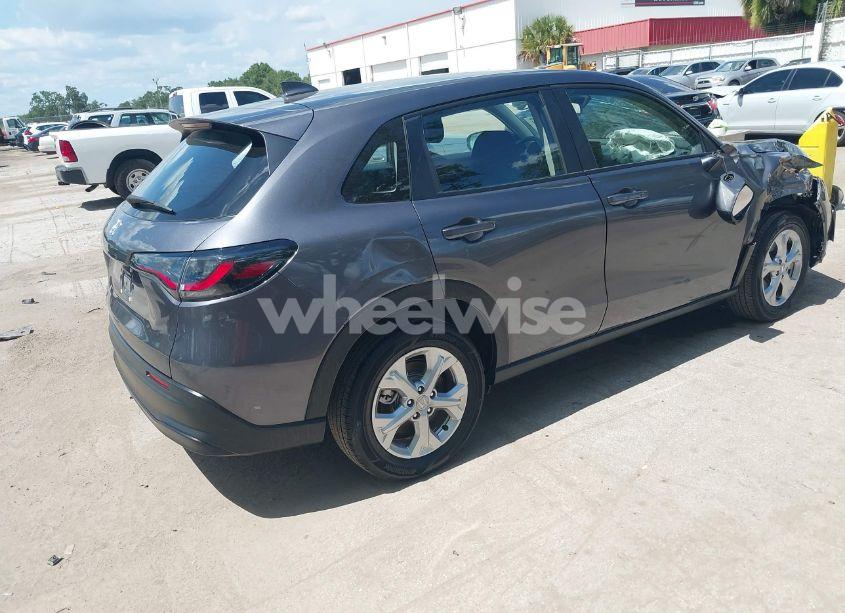 Photo 4 of 2025 Honda Hr-v 2WD LX (VIN 3CZRZ1H37SM714459)