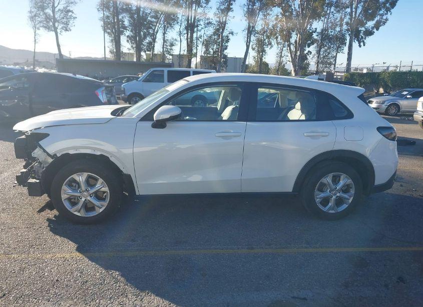 Photo 15 of 2023 Honda Hr-v 2WD LX (VIN 3CZRZ1H38PM730192)