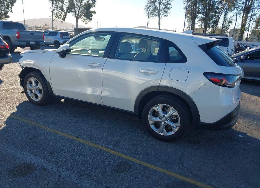 Photo 3 of 2023 Honda Hr-v 2WD LX (VIN 3CZRZ1H38PM730192)