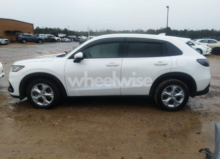 Photo 15 of 2023 Honda Hr-v 2WD LX (VIN 3CZRZ1H38PM738499)