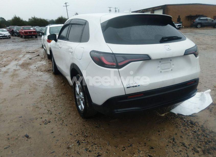 Photo 3 of 2023 Honda Hr-v 2WD LX (VIN 3CZRZ1H38PM738499)