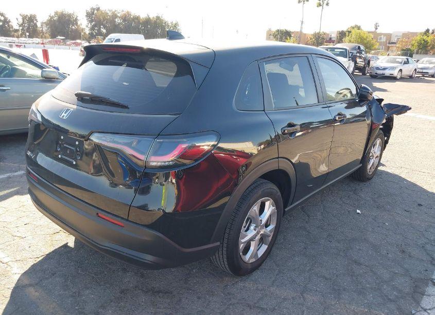 Photo 4 of 2024 Honda Hr-v 2WD LX (VIN 3CZRZ1H38RM714738)