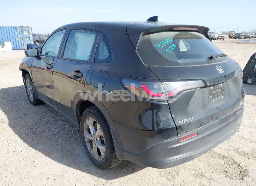 Photo 3 of 2024 Honda Hr-v 2WD LX (VIN 3CZRZ1H38RM735170)