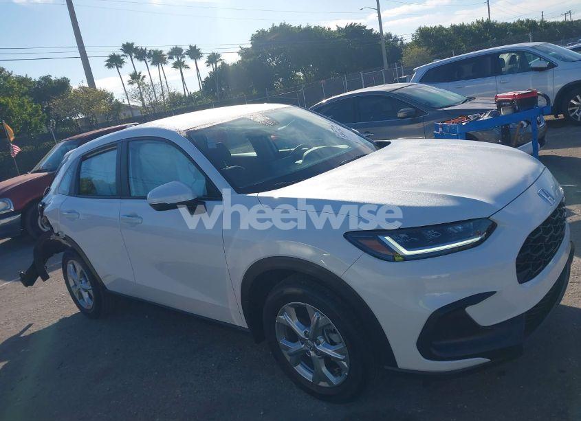 Photo 14 of 2025 Honda Hr-v 2WD LX (VIN 3CZRZ1H38SM730525)
