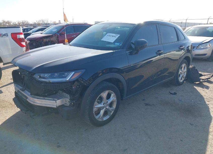 Photo 2 of 2023 Honda Hr-v 2WD LX (VIN 3CZRZ1H39PM738298)