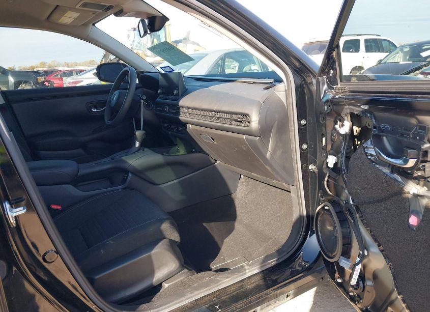 Photo 5 of 2023 Honda Hr-v 2WD LX (VIN 3CZRZ1H39PM738298)