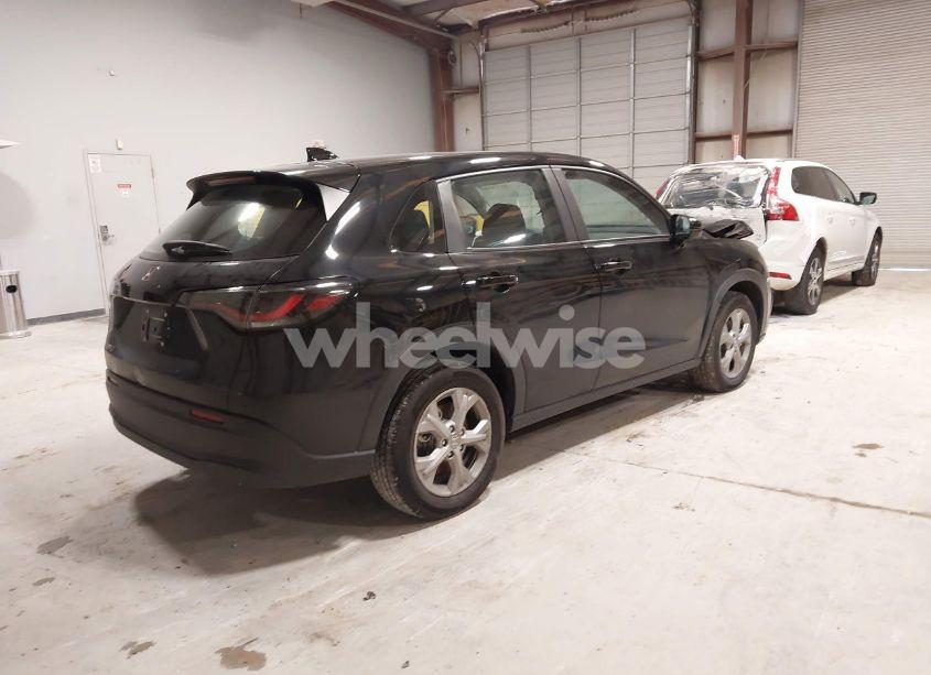 Photo 4 of 2024 Honda Hr-v 2WD LX (VIN 3CZRZ1H39RM757680)