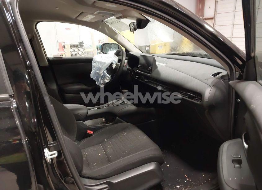 Photo 5 of 2024 Honda Hr-v 2WD LX (VIN 3CZRZ1H39RM757680)