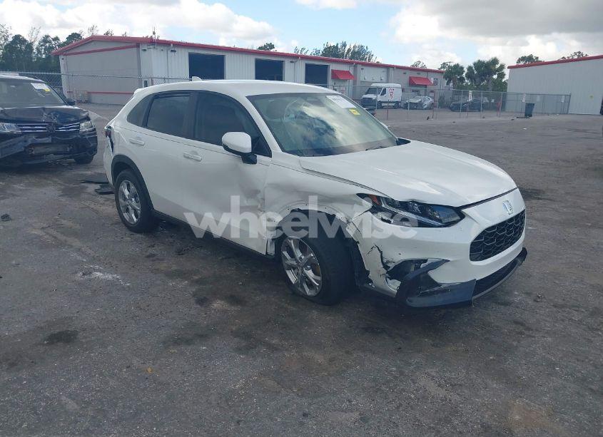 2025 Honda Hr-v 2WD LX (VIN 3CZRZ1H39SM719324) main photo