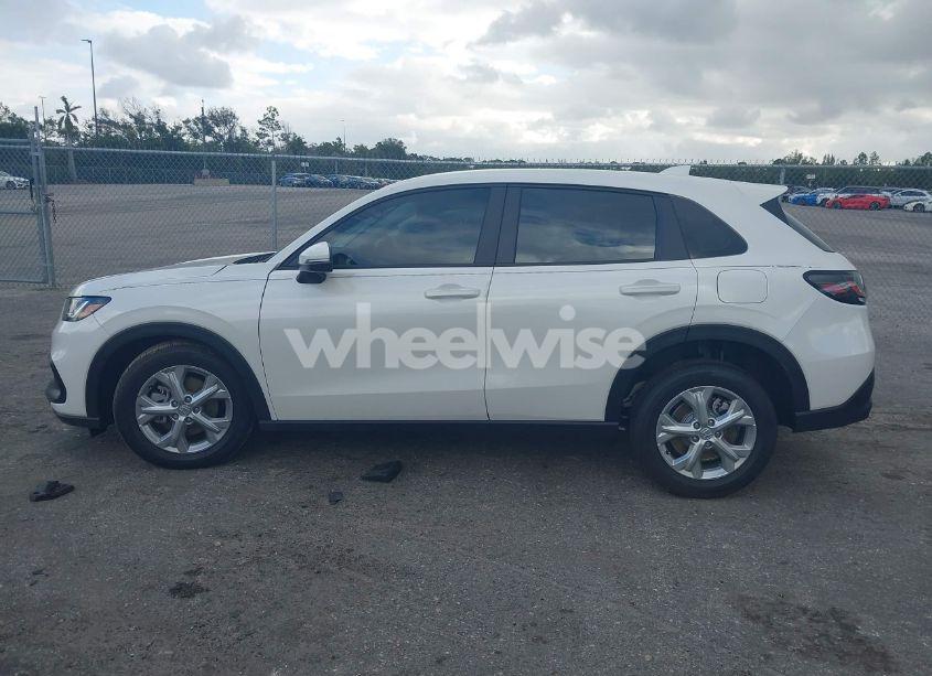 Photo 14 of 2025 Honda Hr-v 2WD LX (VIN 3CZRZ1H39SM719324)