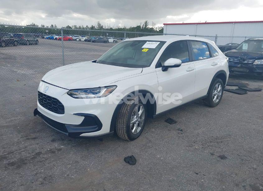 Photo 2 of 2025 Honda Hr-v 2WD LX (VIN 3CZRZ1H39SM719324)