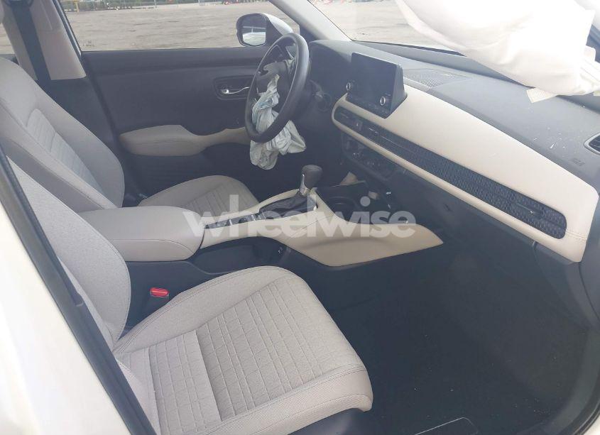 Photo 5 of 2025 Honda Hr-v 2WD LX (VIN 3CZRZ1H39SM719324)