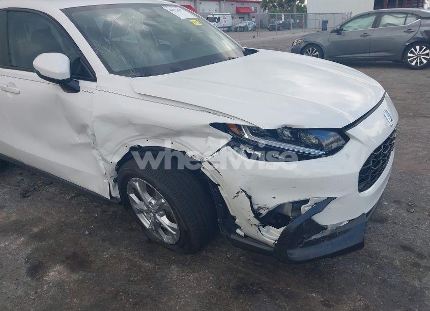 Photo 6 of 2025 Honda Hr-v 2WD LX (VIN 3CZRZ1H39SM719324)