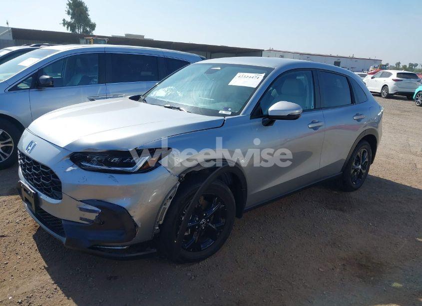 Photo 2 of 2025 Honda Hr-v 2WD LX (VIN 3CZRZ1H39SM726256)