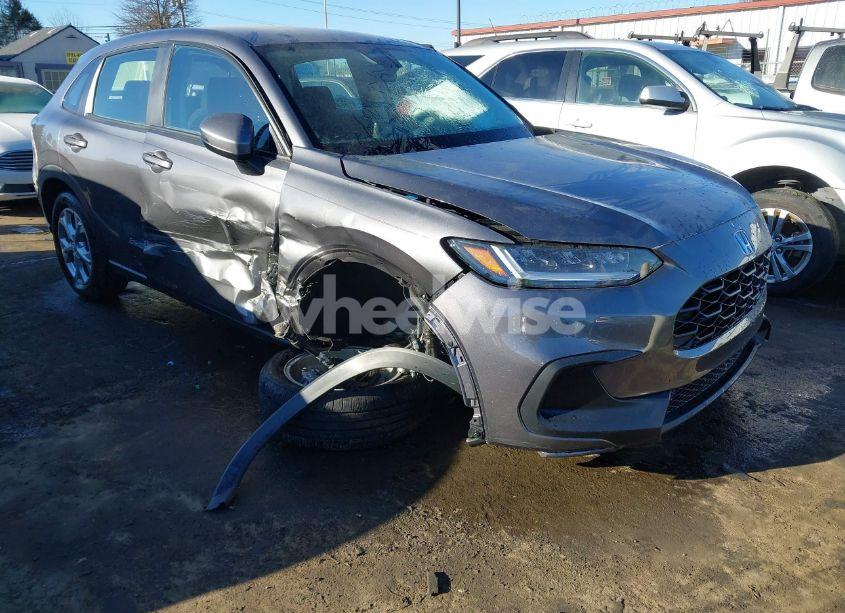 Photo 6 of 2024 Honda Hr-v 2WD LX (VIN 3CZRZ1H3XRM732805)