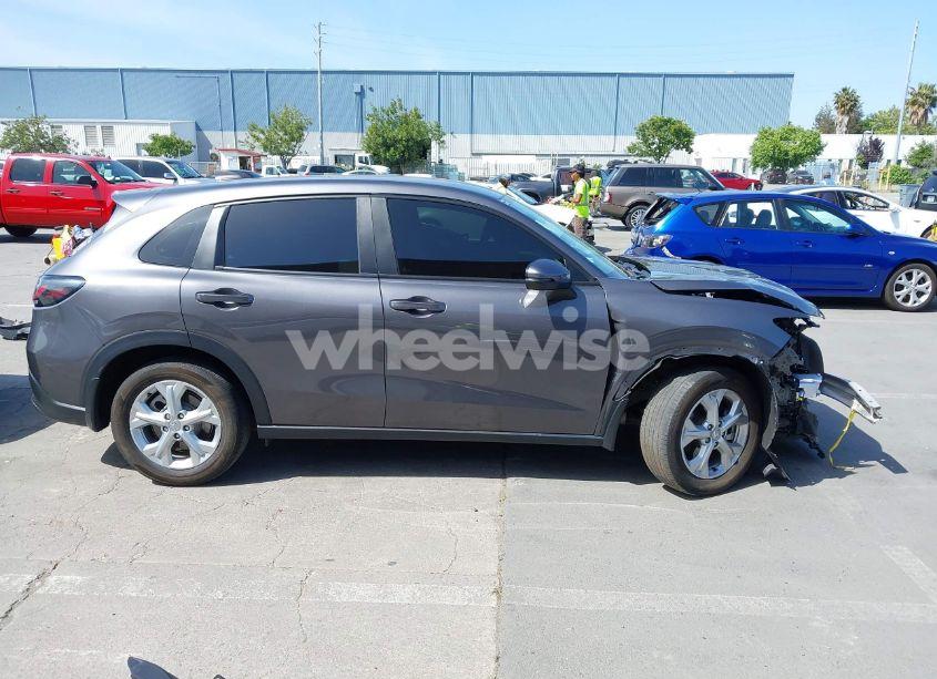 Photo 14 of 2024 Honda Hr-v 2WD LX (VIN 3CZRZ1H3XRM753184)