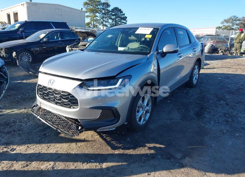 Photo 2 of 2025 Honda Hr-v 2WD LX (VIN 3CZRZ1H3XSM704296)