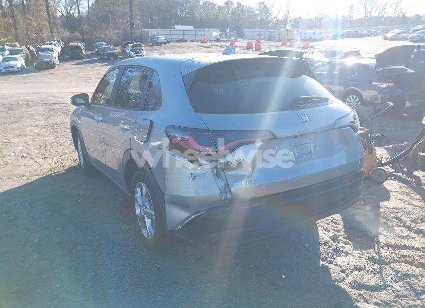 Photo 3 of 2025 Honda Hr-v 2WD LX (VIN 3CZRZ1H3XSM704296)